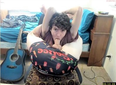 wolfiekitty_23082020_2327_male_Chaturbate 1.jpg
